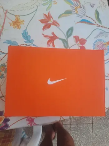 Tweedehands Nike Vomero Plus Run bike — afbeelding 13 van 13
