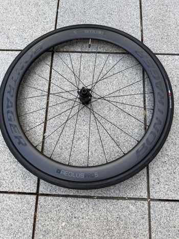 Używany Bontrager Aeolus Pro 5 bike — zdjęcie 1 z 6