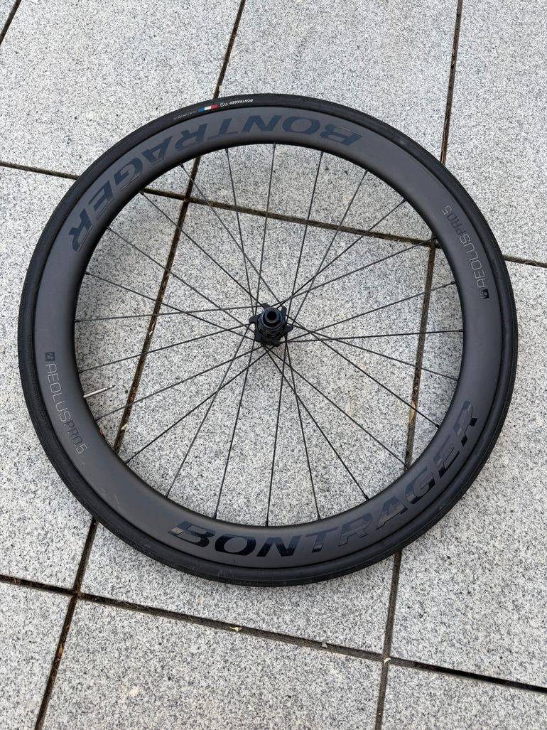 Używany Bontrager Aeolus Pro 5 bike — zdjęcie 6 z 6