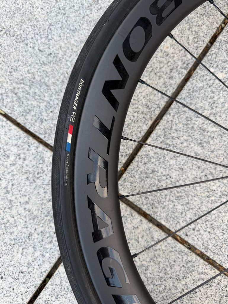 Używany Bontrager Aeolus Pro 5 bike — zdjęcie 5 z 6