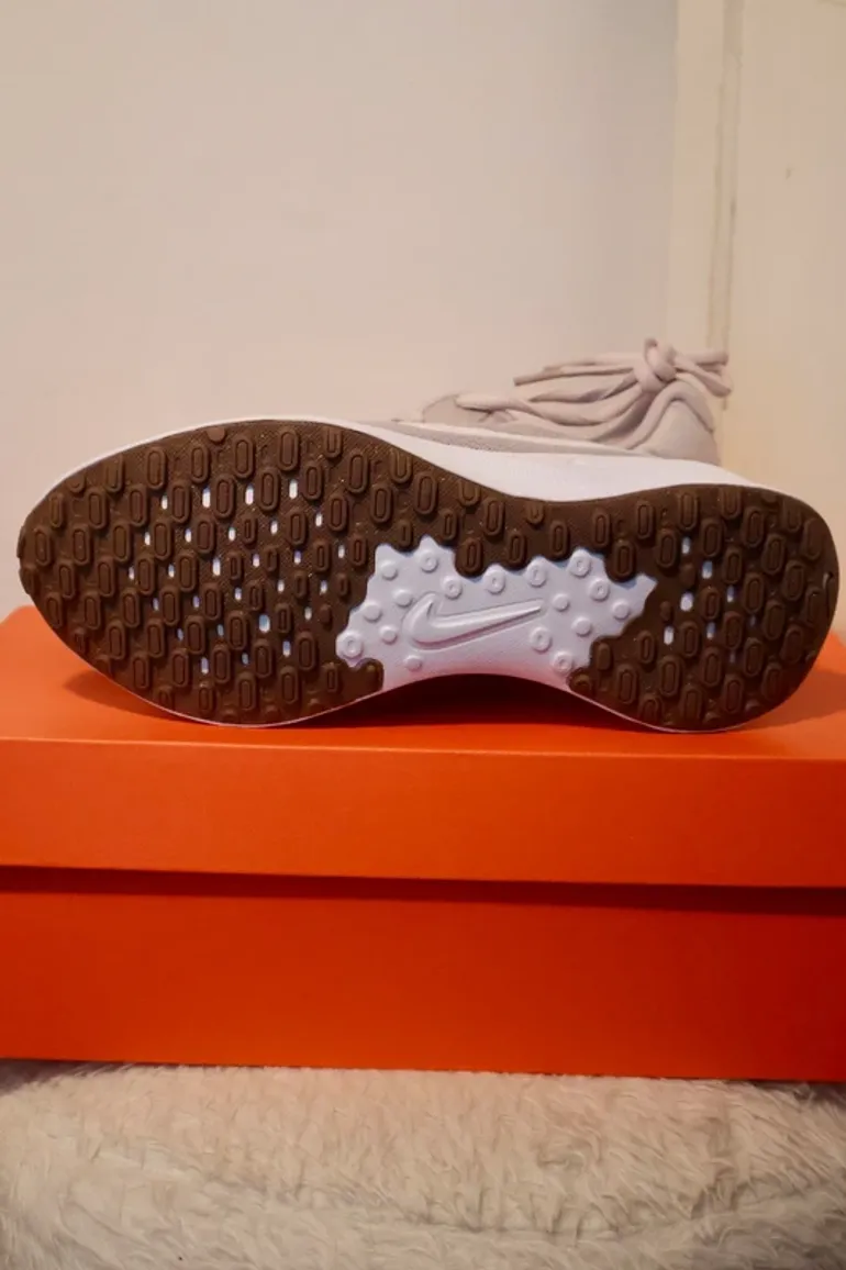 Tweedehands Nike Revolution 7 bike — afbeelding 3 van 5