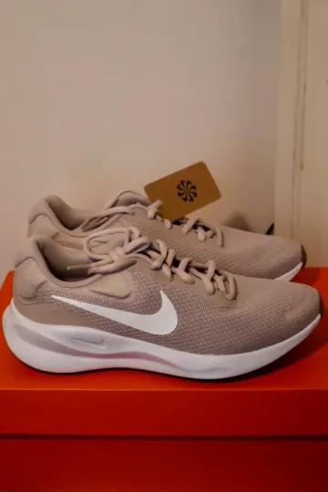 Tweedehands Nike Revolution 7 bike — afbeelding 2 van 5