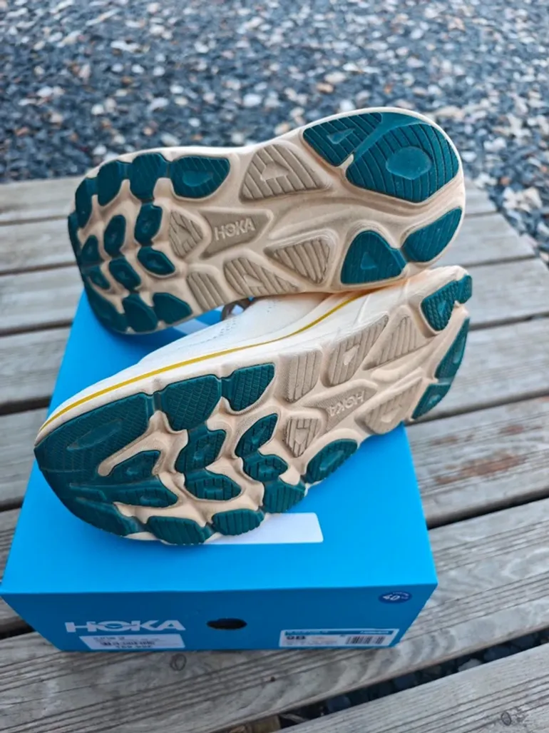 Hoka Clifton 10 bike usato — immagine 5 di 6
