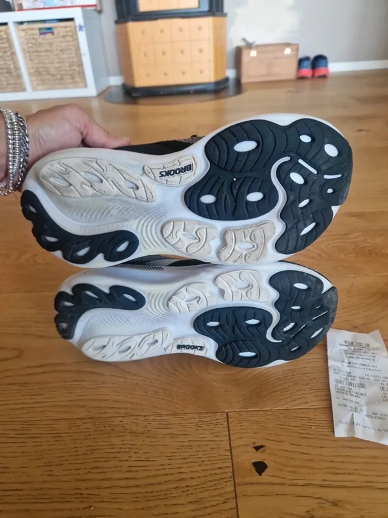 Used Brooks Adrenaline 25 GTS bike — image 2 of 5