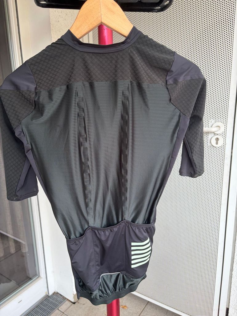 Rapha Pro Team Aero Jersey 2022 bike usato — immagine 2 di 2