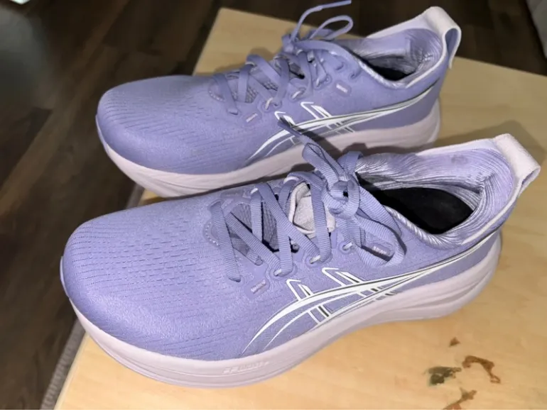 Asics Gel-Nimbus 28 bike d'occasion — image 4 sur 8