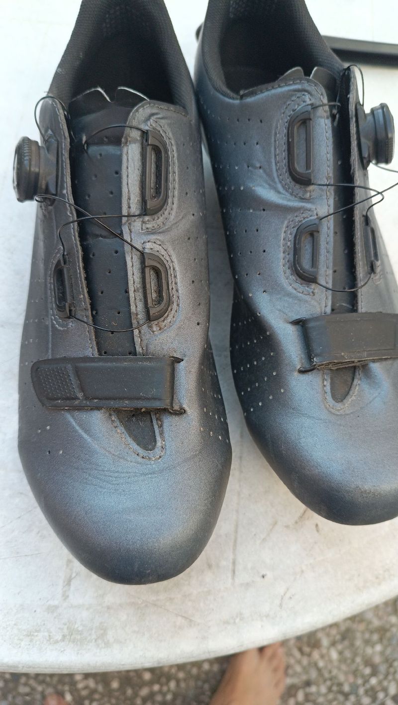 Used Fizik Tempo Cycling Shoes