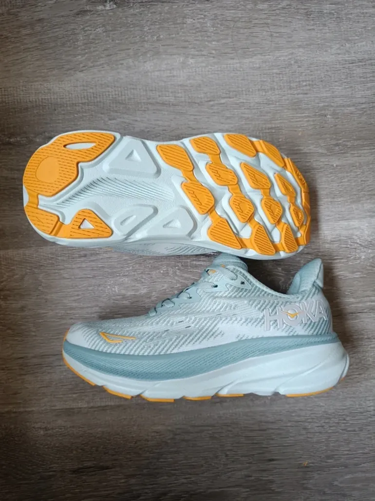 Used Hoka Clifton 9 bike — image 2 of 6