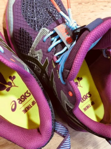 Used Asics Gel Terrain bike — image 7 of 12