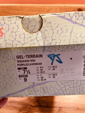 Used Asics Gel Terrain bike — image 10 of 12