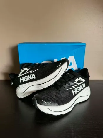 Used Hoka Challenger 8 bike — image 2 of 6