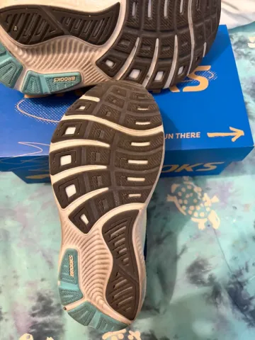 Used Brooks Ghost 17 bike — image 4 of 4