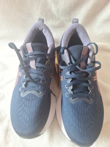 Used Asics Gel-Excite 10 bike — image 8 of 10