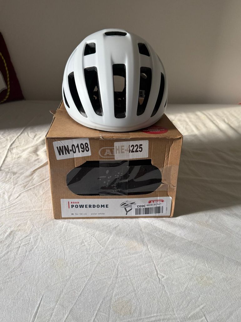 Used ABUS PowerDome Helmet 2026 bike — image 2 of 4