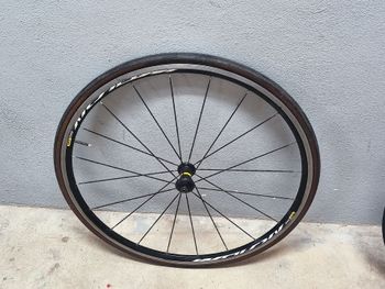 Tweedehands Mavic Aksium 2019 bike — afbeelding 2 van 5