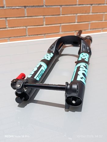 Used Fox 38 Performance E-Optimized BOOST Grip3 2026 bike — image 4 of 4