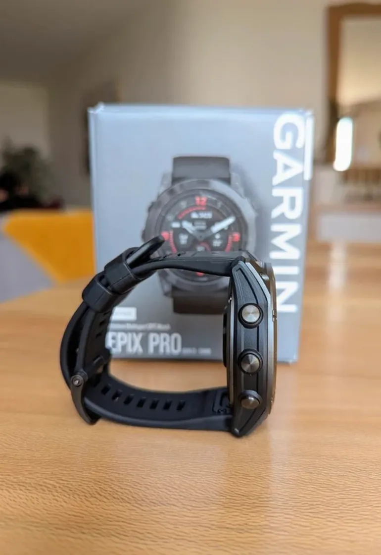 Used Garmin Epix Pro (Gen2) 51mm Sapphire bike — image 3 of 7
