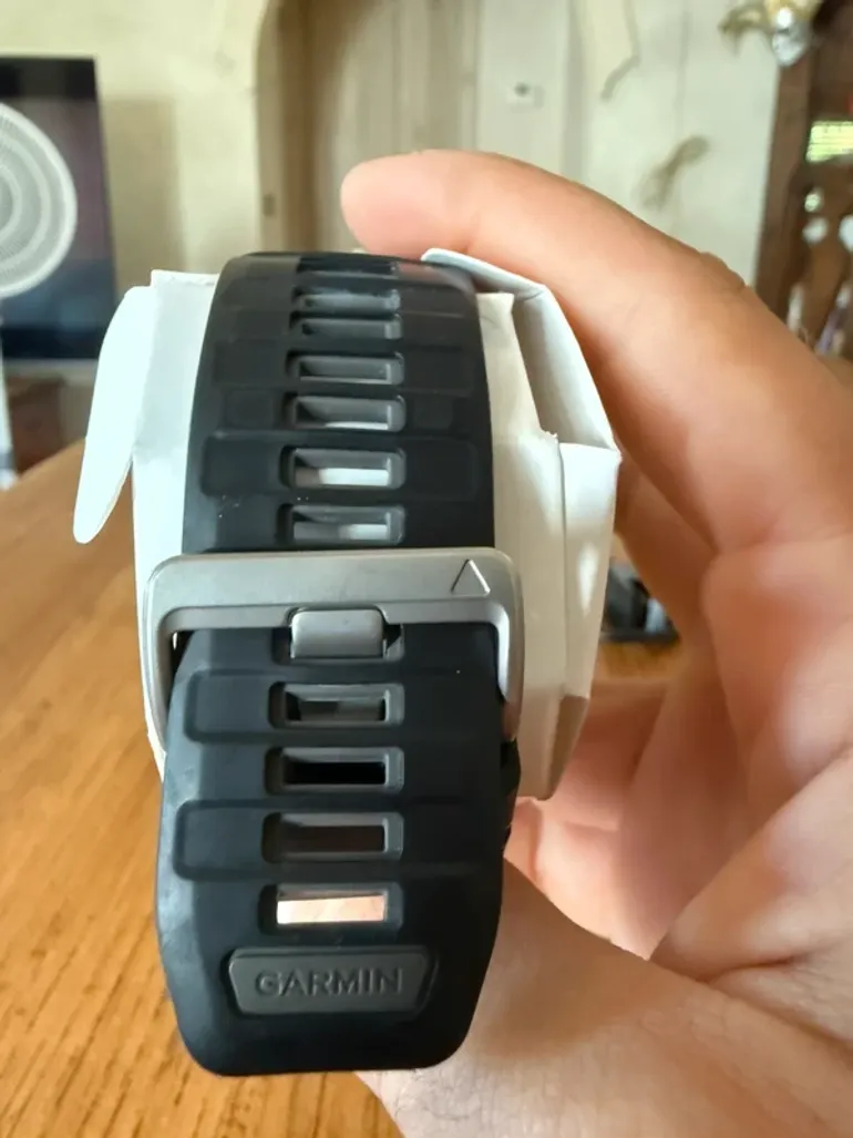 Used Garmin Descent Mk3i 51mm bike — image 7 of 7