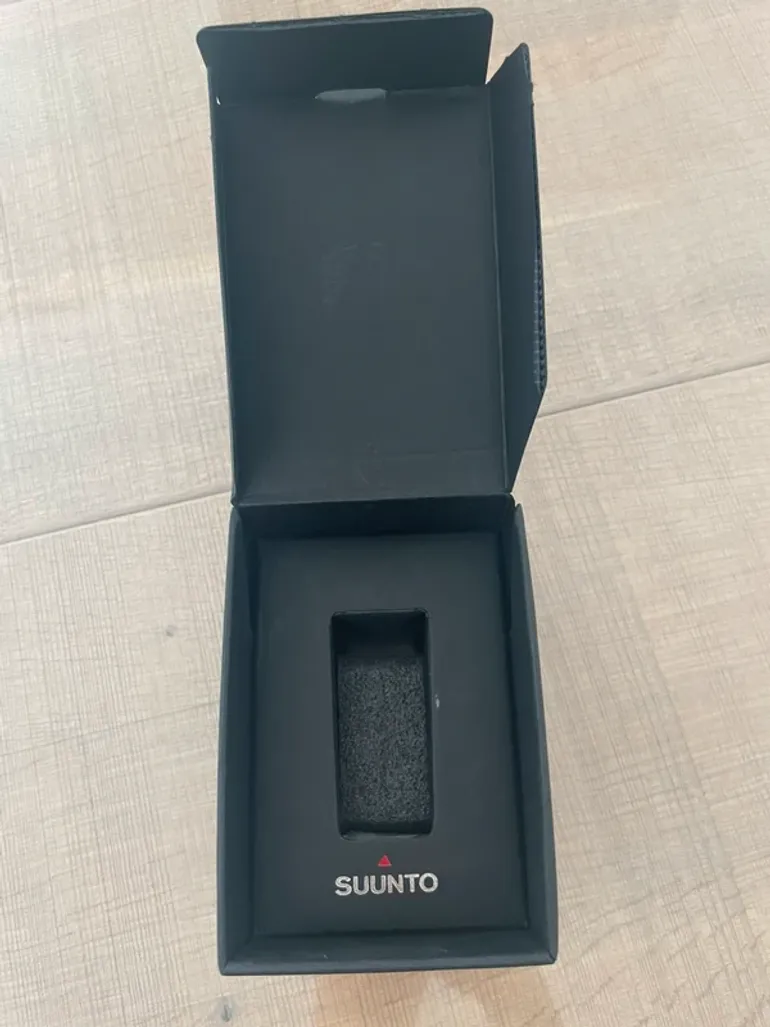 Used Suunto Spartan Sport Wrist HR Baro Stealth bike — image 13 of 13