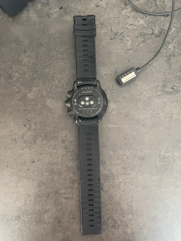 Used Suunto Spartan Sport Wrist HR Baro Stealth bike — image 4 of 13