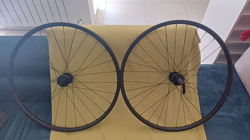 Tweedehands Bontrager Kovee TLR 29 Boost Wheels