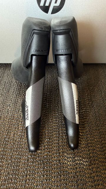 Used Sram Apex AXS Shifter/Brake Lever Set Brakes