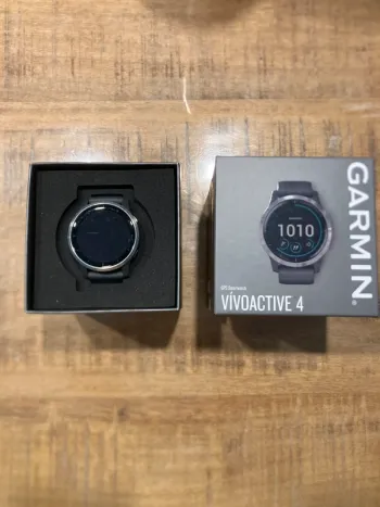 Used Garmin Vivoactive 4 2021 bike — image 2 of 3