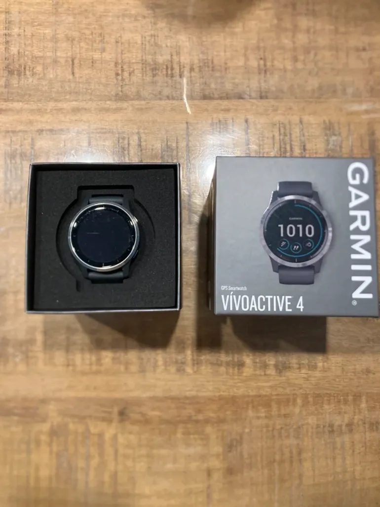 Used Garmin Vivoactive 4 2021 bike — image 2 of 3