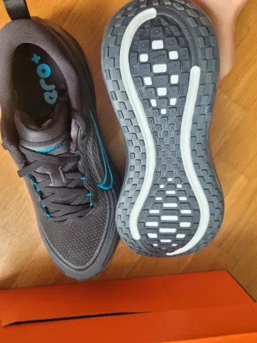 Gebrauchtes Nike zoomX bike — Bild 2 von 3
