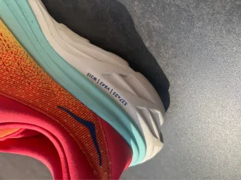 Tweedehands Hoka Bondi 8 bike — afbeelding 5 van 8