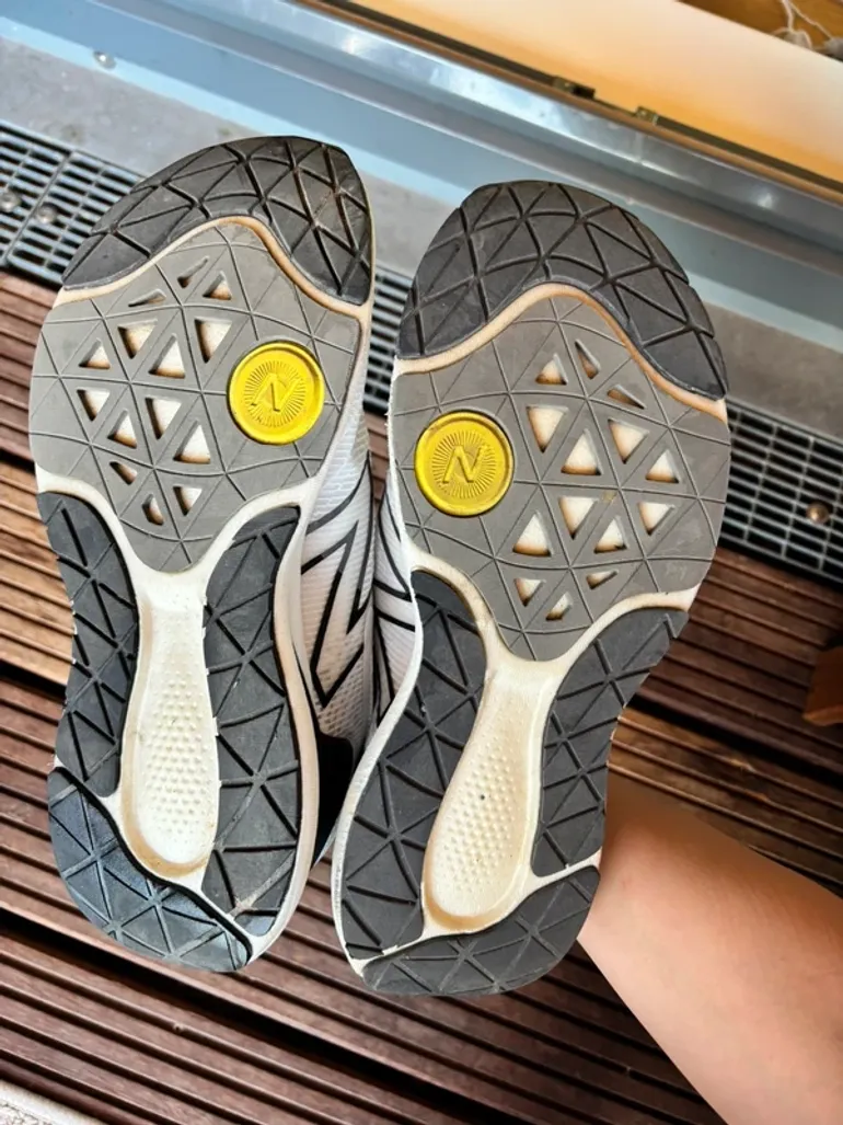Used New Balance Lerato bike — image 3 of 5