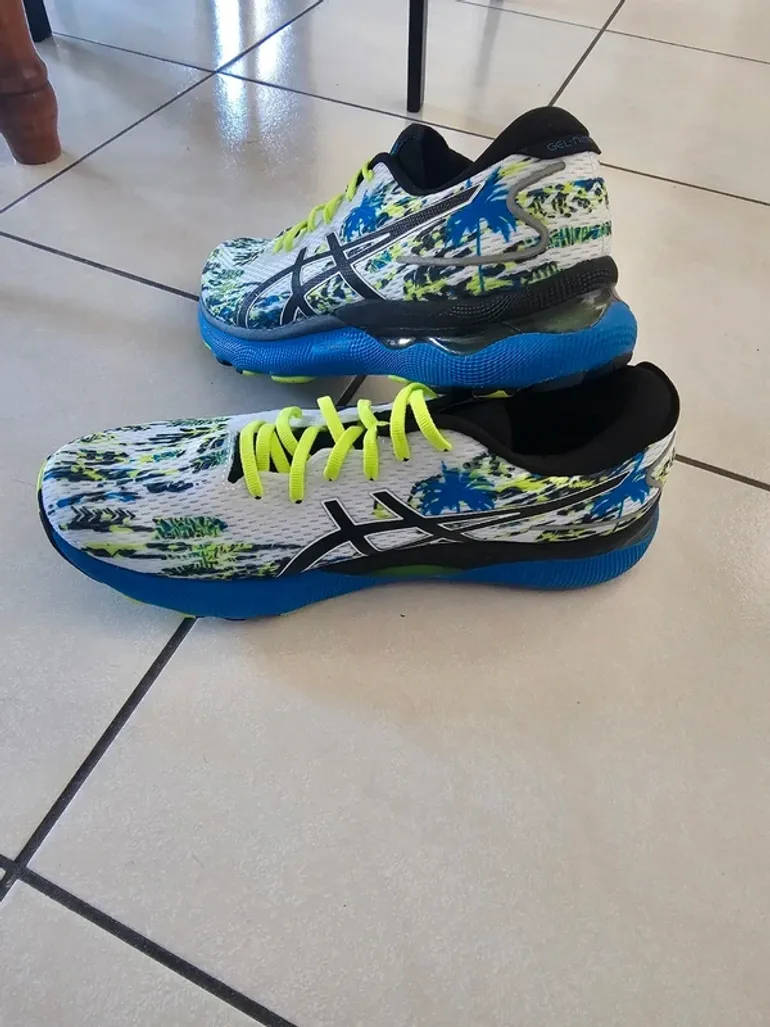 Used Asics Gel Nimbus 24 bike — image 2 of 4