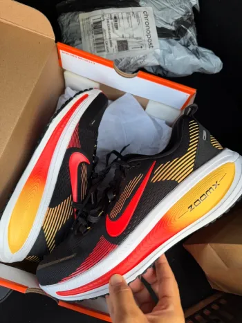 Tweedehands Nike Vomero bike — afbeelding 1 van 2