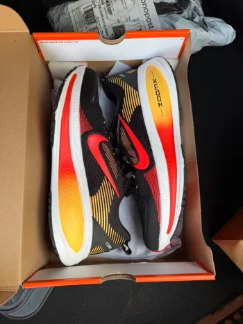Tweedehands Nike Vomero bike — afbeelding 2 van 2