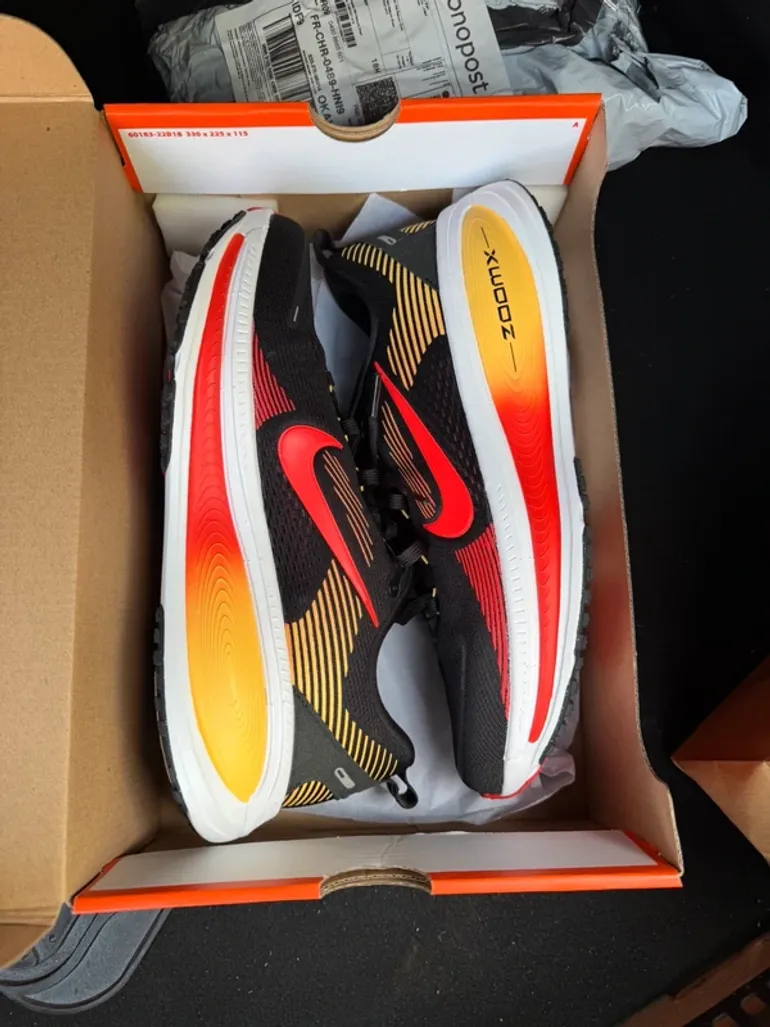 Tweedehands Nike Vomero bike — afbeelding 2 van 2