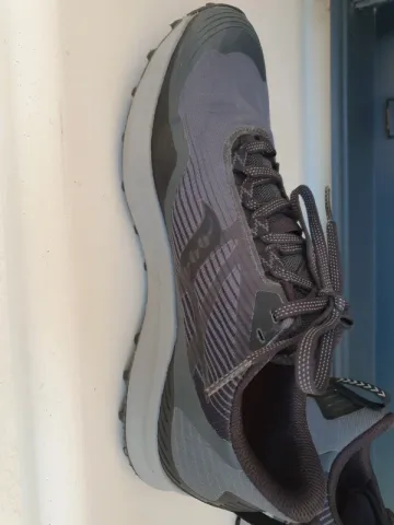 Used Saucony Trail Running Shoes bike — image 2 of 8