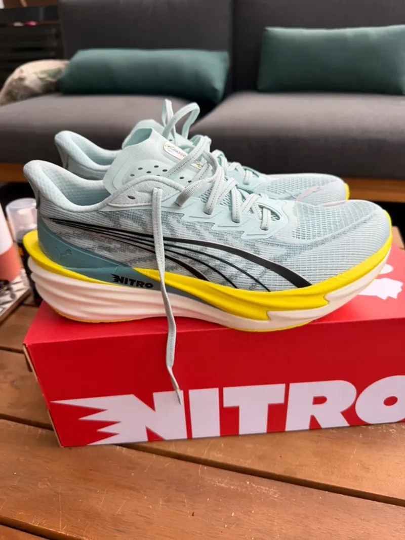 Used Nitro 4 Running Shoes