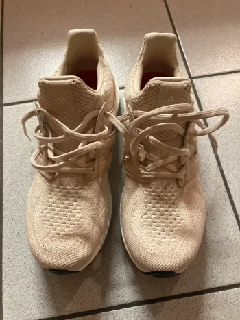 Käytetty Adidas Ultra Boost bike — kuva 2 / 5