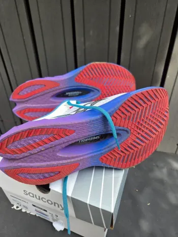 Gebrauchtes Saucony Endorphin Pro 4 bike — Bild 1 von 4