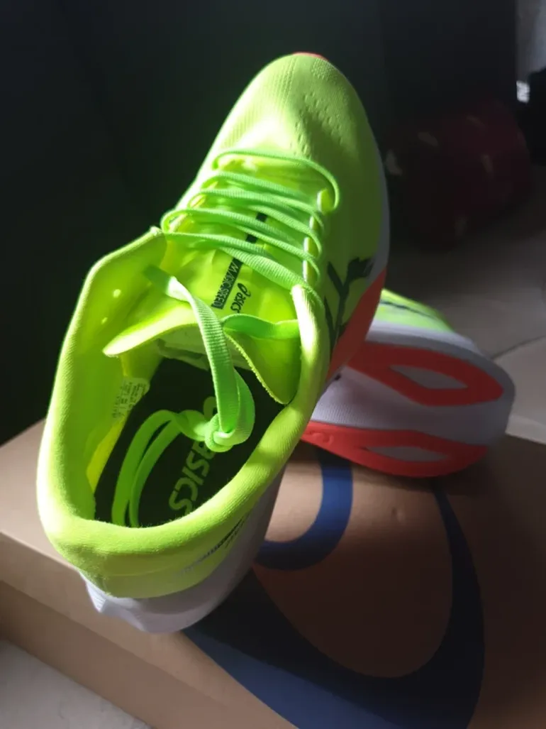 Used Asics Magic Speed 4 bike — image 4 of 5