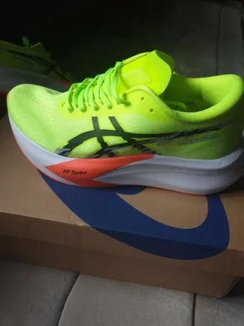 Used Asics Magic Speed 4 bike — image 1 of 5