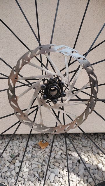 Used Sram VTT Front Wheel bike — image 4 of 5