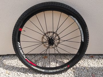 Used Sram VTT Front Wheel bike — image 5 of 5