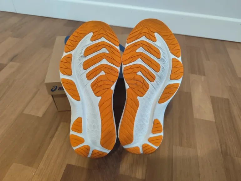Used Asics Gel-Jadeite 2 bike — image 14 of 15