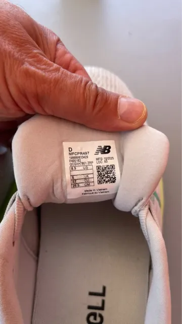 Used New Balance Propel v5 bike — image 4 of 6