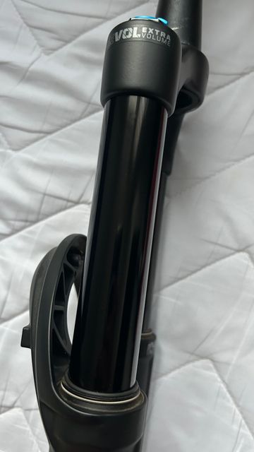 Used Fox 34 Performance bike — image 3 of 5