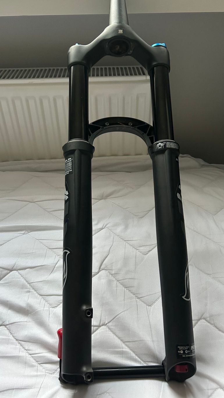 Used Fox 34 Performance bike — image 4 of 5