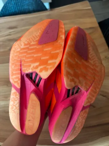 Used Orange adizero adios pro 4 bike — image 4 of 4
