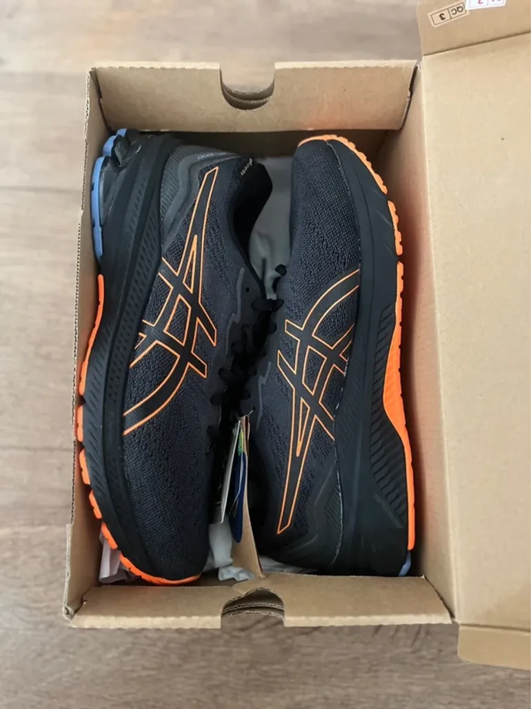Used Asics Gel-Sonoma GTX bike — image 8 of 8