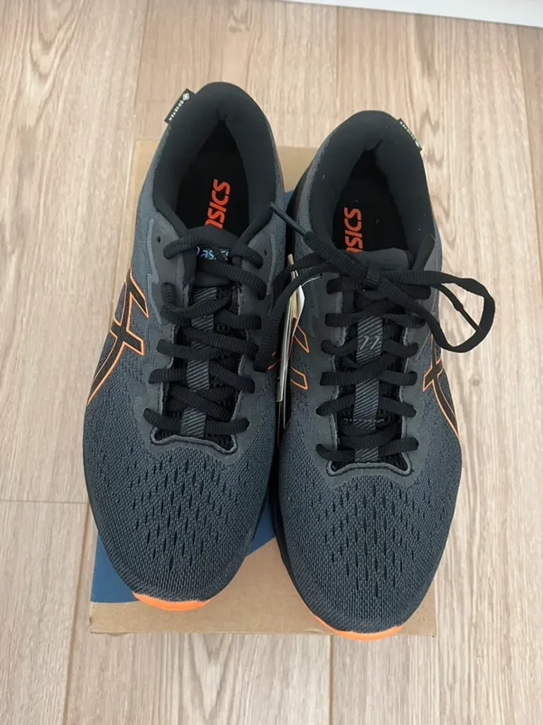 Used Asics Gel-Sonoma GTX bike — image 4 of 8